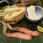 瑞穂 - お鍋の具材です。松茸はメニューの写真とは違いスライスされていましたw