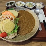 玄三庵 - 野菜たっぷり玄米カレー