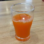 ガスト - 果実と野菜のにんじんジュース