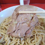 ラーメン二郎 - 素敵な豚です