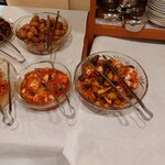 Myon Do Nokawari - オイキムチと玉ねぎキムチ、白菜キムチ、ジャガイモ