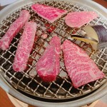 炭火焼肉 Bistro 山城牛 - 