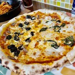 Smile Kitchen pizza diner - 