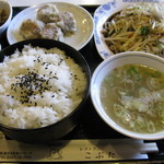 KOBUTA - シュウマイと野菜炒め定食