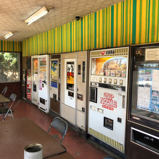 オートパーラーシオヤ_2