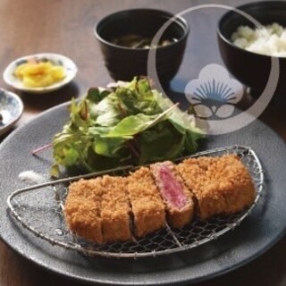 [Recommended] “Beef cutlet set” using Hokkaido beef fillet