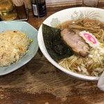 甲州屋 - ラーメン半チャーハン