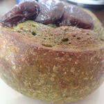 Bekariandokafesanichiichimaru - 抹茶と栗のパン　紅茶にも緑茶にもあいそうミャ
