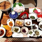 Tamaya Ryokan - 夕食・最初のセッティング