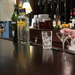 浅草サンボア - 氷を入れる。