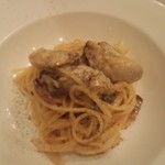 ウン・パッソ - 牡蠣のカルボナーラ