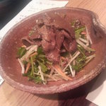 手打ち蕎麦処 火群 - 牛肉サラダ