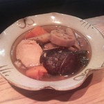 手打ち蕎麦処 火群 - 根菜と椎茸の煮物