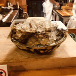 Itamaegokoro Kikuura - 北海道産牡蠣