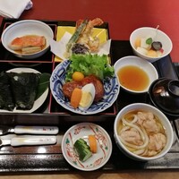 坐漁荘 - 