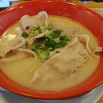 Ramen Kou Bou Ryouka - 鶏白湯 肉だく花らーめん