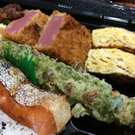 わ楽 - わ楽弁当 ちくわの磯辺揚げ、出汁巻玉子