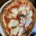 トラットリア エ ピッツェリア アミーチ - 