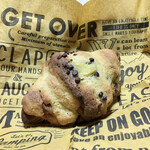 Pane Ho Maretta - ダマンド パイナップル ¥290