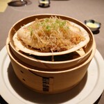 茶禅華 - 北寄貝　春雨とパクチー、半分はXOジャン