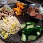 焼肉とかすうどん 龍の巣 - 