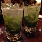 (*≧ω≦*) ミントたっぷりすぎで美味しすぎモヒート♫こちらのグラス美にうっとりしました♫