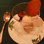 キャフェ＆ヴァン シェ松尾 - 12/11/04　デザート