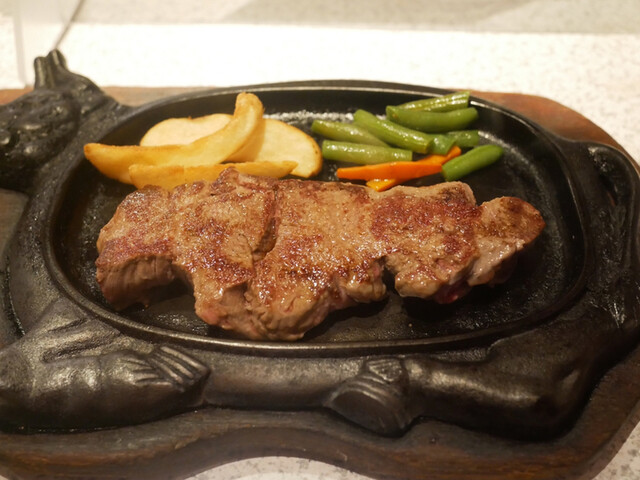 ステーキハウス88 辻本店 （ステーキハウスハチジュウハチ