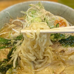 らーめん め組 - 太麺アップ