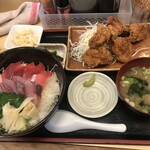 食事処 禅 - 海鮮丼と鶏の唐揚げ定食（650円）