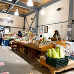 そば切り　高陣 - 【2021年09月】店内は、野菜の直売所も有ります。