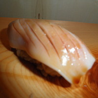 秀徳 2号店 - ミンククジラ♪　これ、身は固めだけど、味わい深かった・・・
