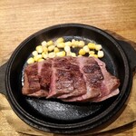 肉焼き酒場 二と九 - Ａ５肉は宮崎産