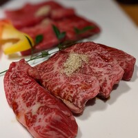 黒毛和牛焼肉 虎斑 北新地店 - 