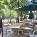 グリルハーベスター - テラス席