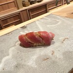 すし処 睦月 - 大トロ