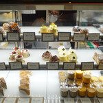 Rue Favart - それでは選びましょう〜♬