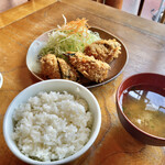 Tonkatsu Warashikko - ごはんと味噌汁お代わり可能・・・。