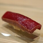 三谷 - 鮪の赤身の漬け