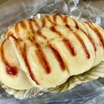 手作りパンの店 ブラン - 料理写真:「ウインナーロール」130円也。税込。