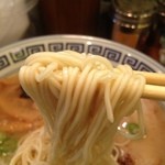 Kurume Ra-Men Seiyouken - ストレートの中太麺