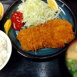 むらこし食堂 - とんかつ定食