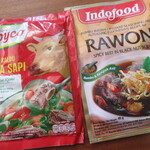 Warung Berkah Jaya - スパイシービーフスープRAWONの素と、ビーフだしの素を買いました