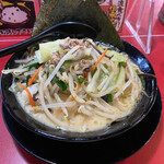 Katakura Yamatoya - 野菜ラーメン(840円)。小振りな丼ながらも、野菜がたっぷりんこ♡