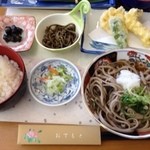 リトリート たくら - 鮎の塩焼きとおろし蕎麦