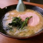 横浜家系ラーメン 玉学家 - 