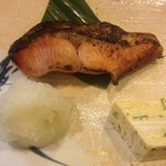 大漁 - 銀鮭醤油焼定食(厚焼卵付き)700円