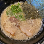 本格豚骨ラーメン 恵壱 - 極とん780円