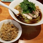 麺屋 六感堂 - かます出汁のゆずみつば＋舞茸五目飯