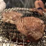 炭火焼肉ホルモン うらら - 